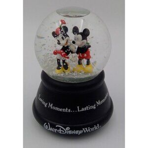 Disney Mickey & Minnie Loving Moments Music Box Water Globe Plays Zip-A-Dee Doo